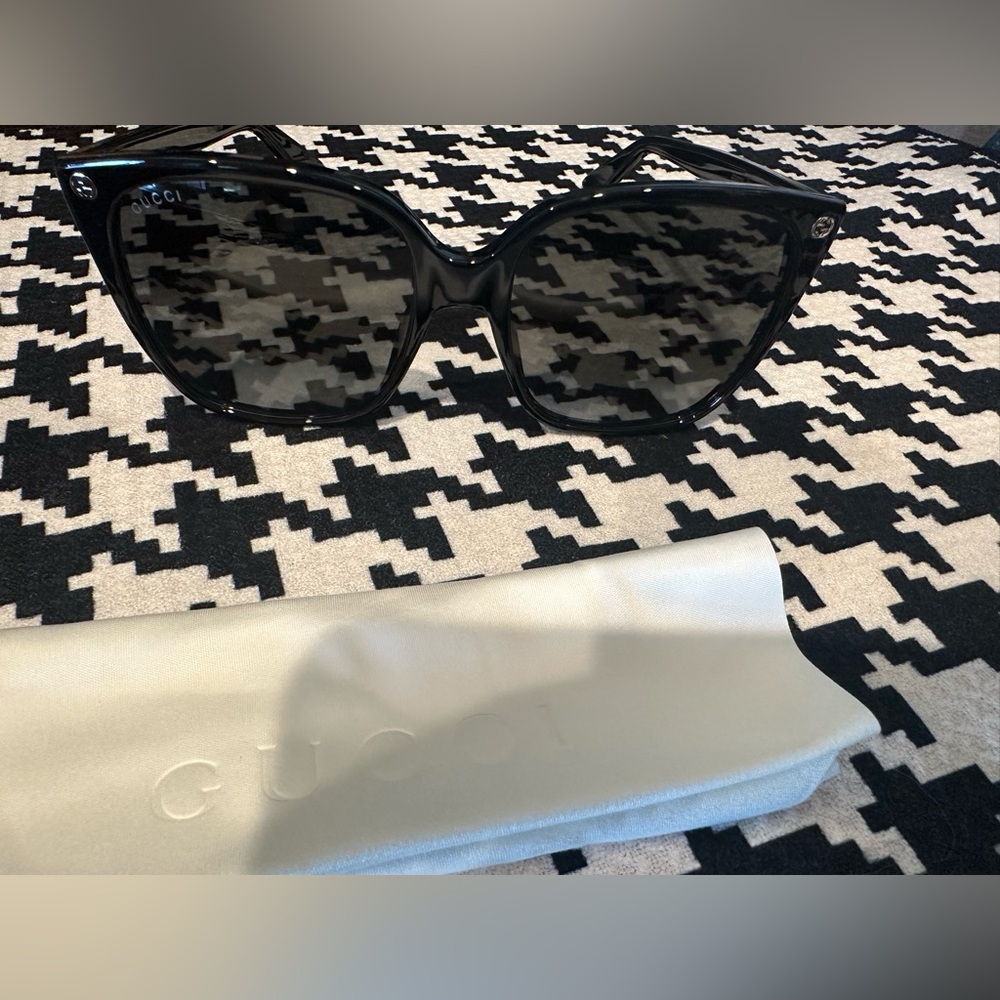 NWT Gucci Sunglasses - Picture 8 of 9